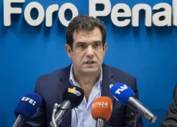 Foro Penal: Al menos 350 presos políticos han sido excarcelados en Venezuela