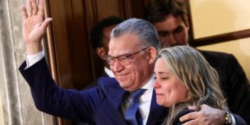 Irrupción de Enrique Márquez en EEUU impulsa democratización de Venezuela, según expertos