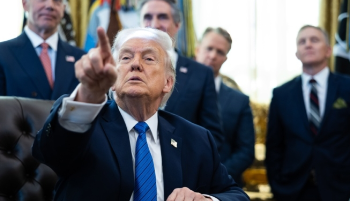 Trump sugiere «juntar» al chavismo y a la oposición para la transición en Venezuela