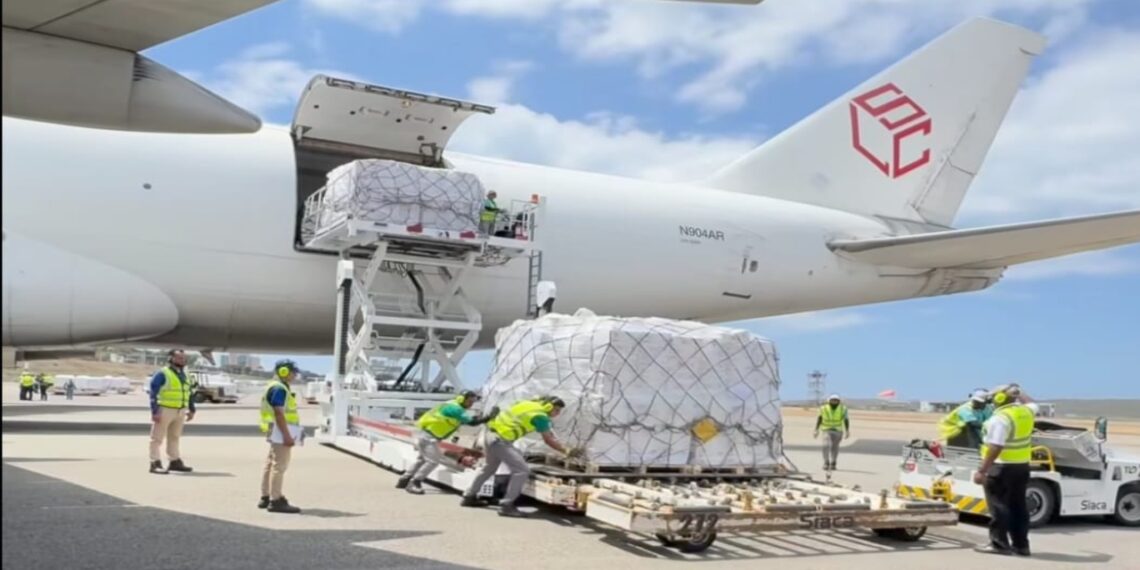 Llega al país el segundo cargamento de medicamentos proveniente de EEUU