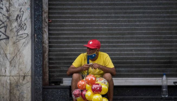 Trabajadores y pensionados de Venezuela exigen salario mínimo de 300 dólares