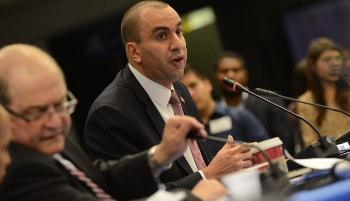 Larry Devoe es designado como fiscal general encargado tras renuncia de Saab