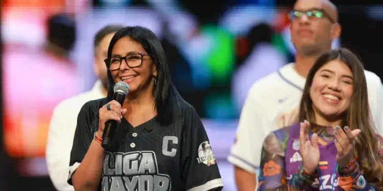 Delcy Rodríguez a Trump: «Como nuestro socio y amigo, le pido que cese el bloqueo»