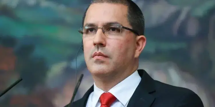 Arreaza sobre Ley de Amnistía: «Beneficiarios deben reincorporarse sin conductas insurreccionales»