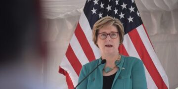 Laura Dogu reafirma compromiso de EE.UU. con la prosperidad de Venezuela durante festividades de Carnaval