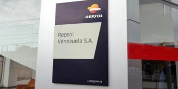 Repsol confía en incrementar un 50 % la producción de petróleo en Venezuela en 2026