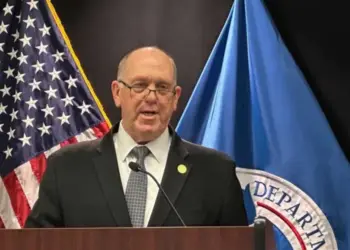 Zar fronterizo pone fin a la presencia de agentes del ICE en Minnesota