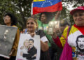 El chavismo marcha en Caracas a un mes del ataque de EE.UU. y la captura de Maduro