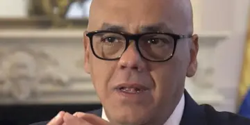 Jorge Rodríguez: Opositores en el exterior pueden volver al país, si cumplen con la Ley de Amnistía