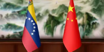 China dice que la cooperación con Venezuela es “honesta y legítima”