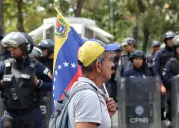 Venezuela sigue esperando la inversión de EE.UU. prometida tras la caída de Maduro: «No hay dólares ni en el mercado negro»