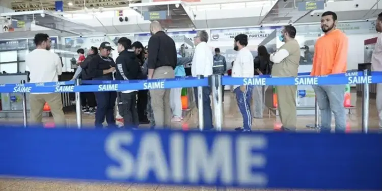 270 venezolanos retornaron desde USA en vuelo de repatriación, entre ellos seis niños