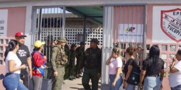 Chavismo pide votar en primera elección de proyectos con Delcy Rodríguez como presidenta