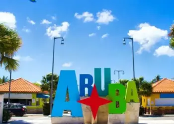 Aruba evalúa restablecer vuelos comerciales con Venezuela