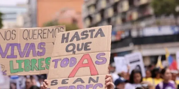 Venezolanas marchan este Día de la Mujer exigiendo la liberación de presas políticas