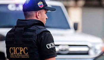 Empleada de aseo arrestada por sustraer más de 4 000 dólares en centro médico de Caracas