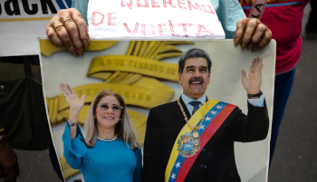 Maduro, dos meses fuera de una Venezuela que ha priorizado la economía sobre la política