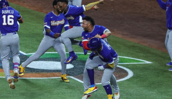 Venezuela elimina a Japón y jugará las semifinales del Clásico Mundial