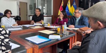 Concejal Omar Villalba lidera mesas técnicas para la creación de la Ordenanza del AdultoMayor en Baruta