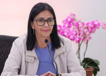 Delcy Rodríguez llama a superar el «odio» e insiste en pedir cese de sanciones a Venezuela