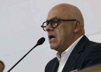 Rodríguez anuncia reforma minera y adelanta que Gobierno evalúa devolver activos expropiados